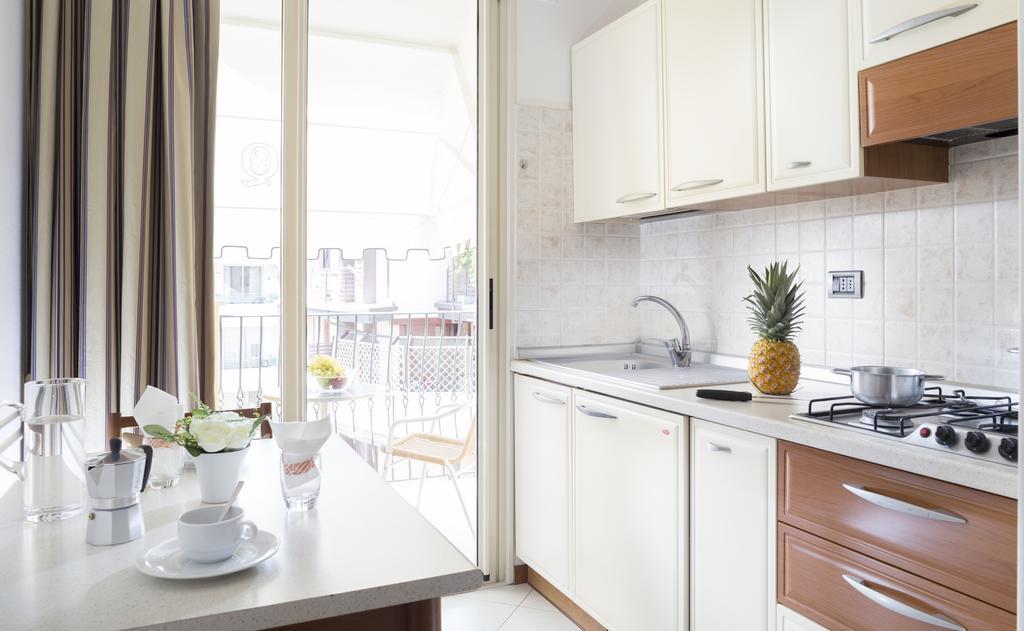 Studio with Balcony (2 Adults),239823245:JPEG